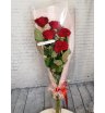 Красные розы «Стильный комплимент»