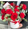 Композиция в коробке из французских роз «Впечатление» 2