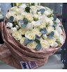 Монобукет из белых роз «Счастливые мгновения»