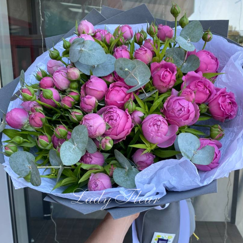 Пионовая нежность