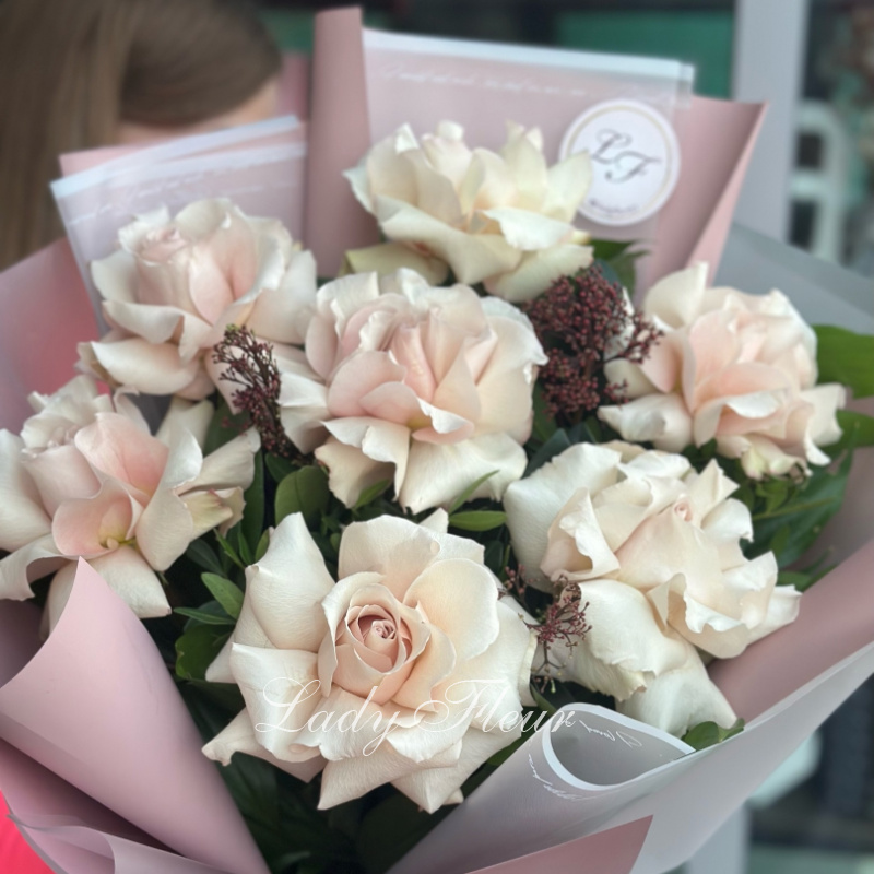 Розовые розы «Влюбленность» 2